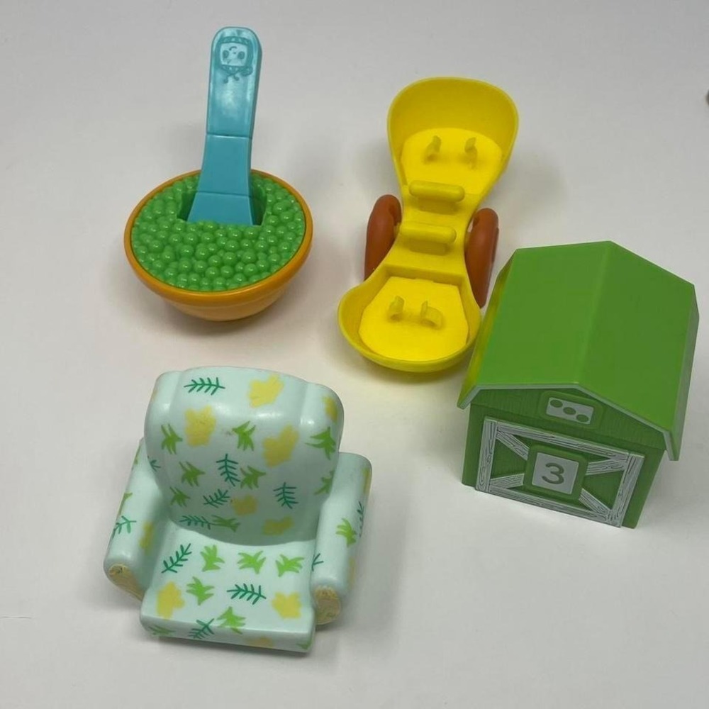 Cocomelon figures and accessories toy bundle - Picture 7 of 8